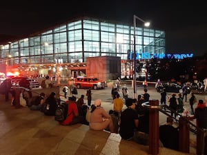 Large NYPD response at S.I. Ferry terminal in Manhattan; boats canceled, commuter says